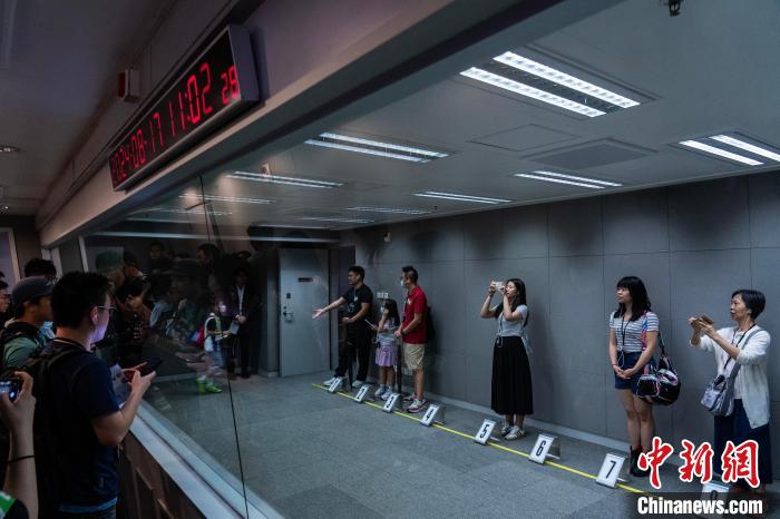 香港特区廉署“开放日”邀市民了解五十载峥嵘  第5张